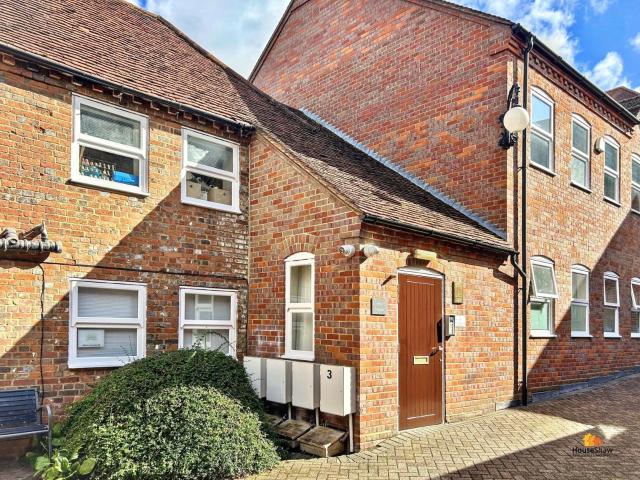 Apartment at High Street, Chesham