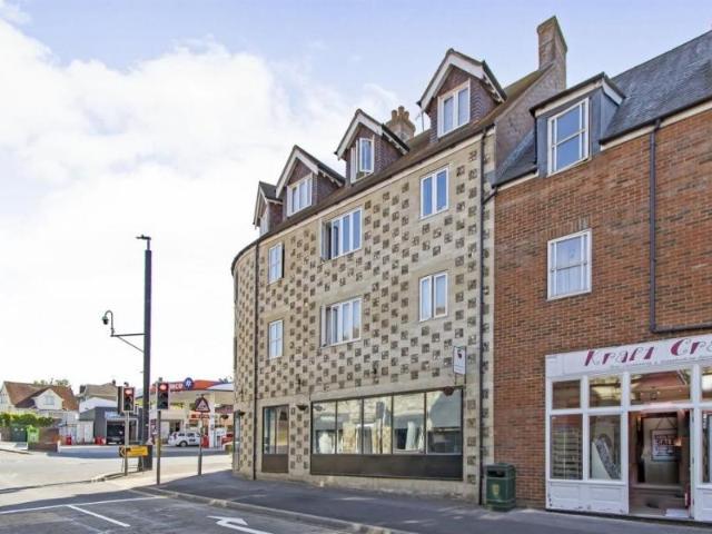 Apartment at High Street, Amesbury