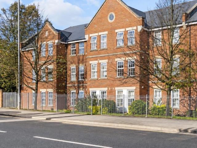 Apartment at High Street, Aylesbury