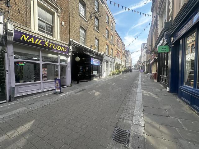 Apartment at High Street, Gravesham