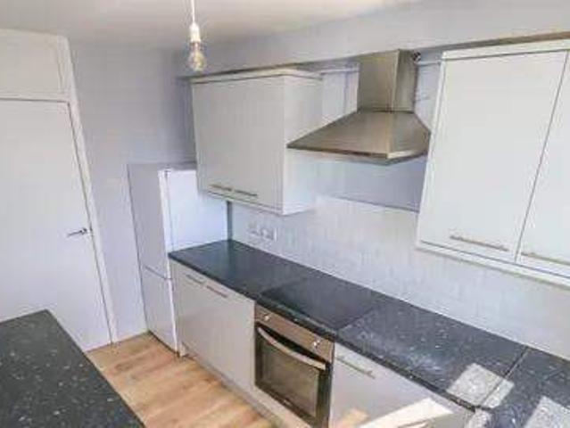 Apartment at High Street, Grays