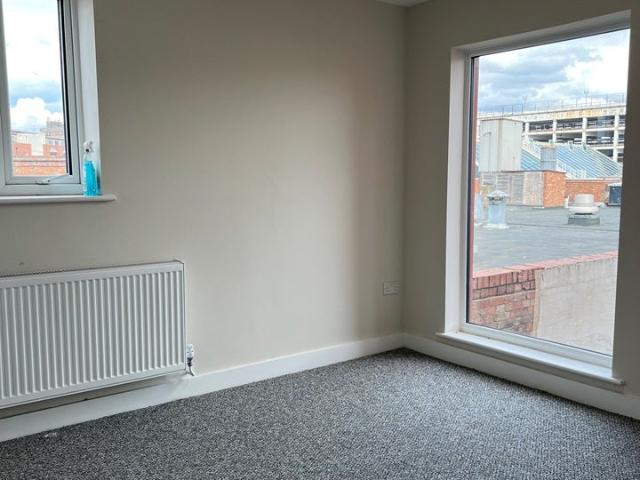 Apartment at High Street, Grays
