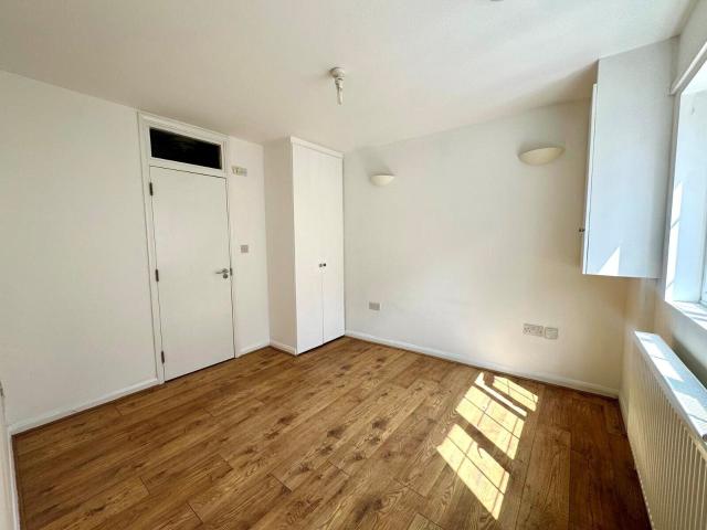 Apartment at High Street, Greater London