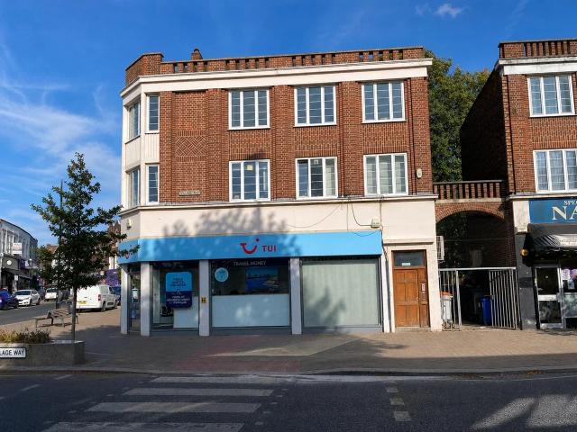 Apartment at High Street, Greater London