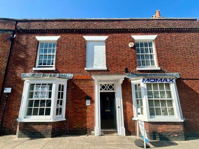 Apartment at High Street, East Hampshire