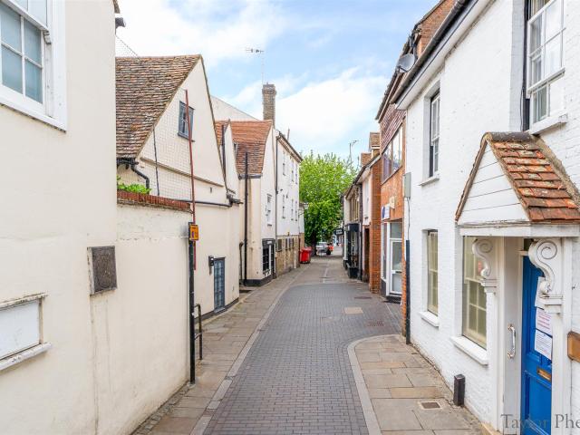 Apartment at High Street, East Hertfordshire