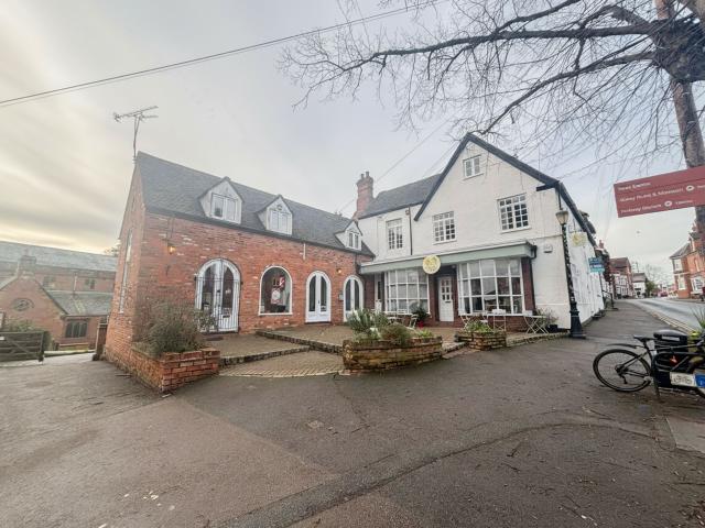 Apartment at High Street, Kenilworth