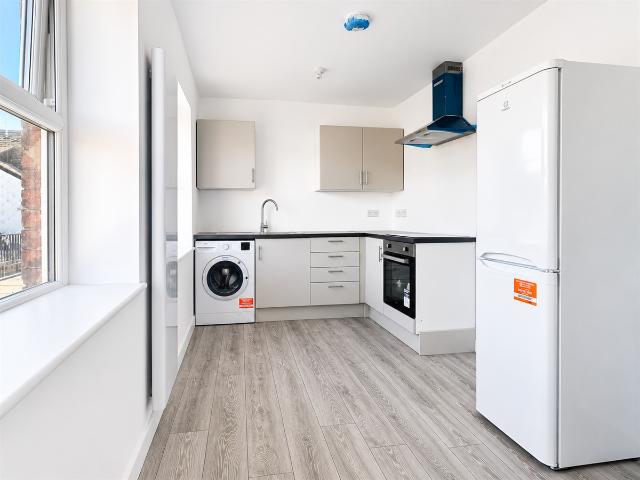 Apartment at High Street, Leigh