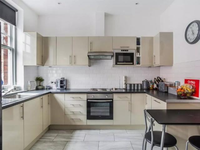 Apartment at High Street, Mole Valley