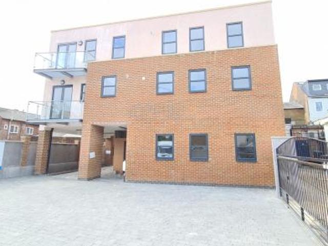 Apartment at High Street South, Dunstable