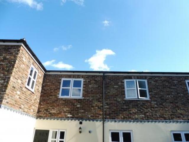 Apartment at High Street, South Holland