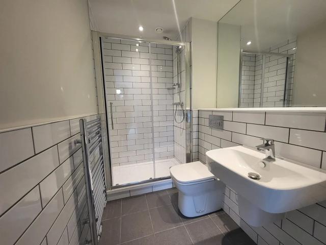 Apartment at High Street, Slough