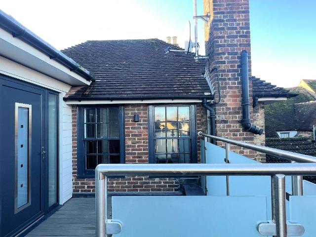Apartment at High Street, Steyning