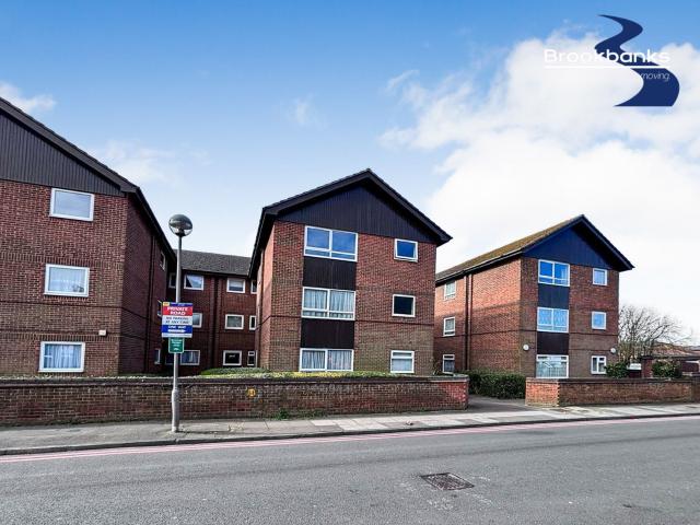 Apartment at High Street, Swanley