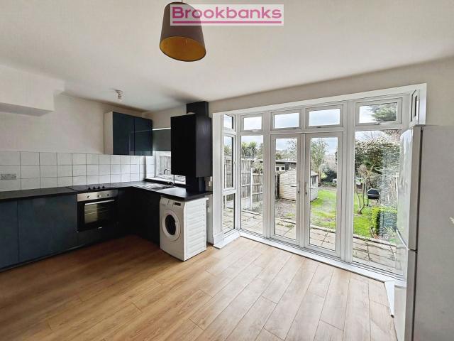 Apartment at High Street, Swanley