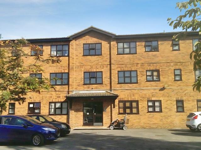 Apartment at High Street, Swanley