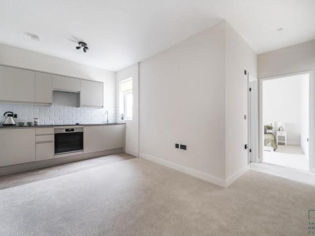 Apartment at High Street, Rushmoor