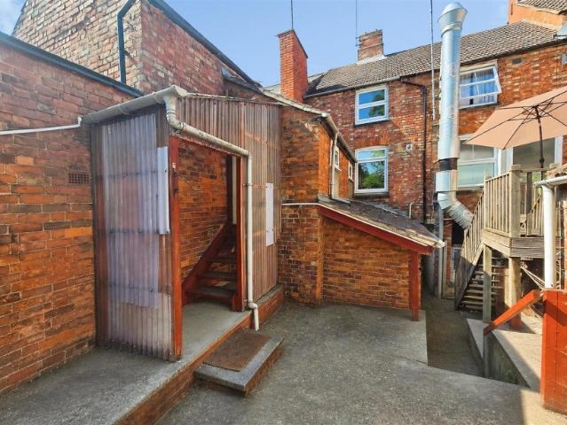 Apartment at High Street, Rushden