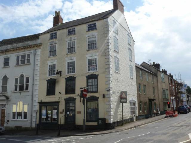Apartment at High Street, Wotton under Edge
