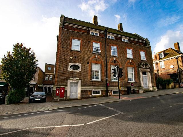 Apartment at High Street, Wealden