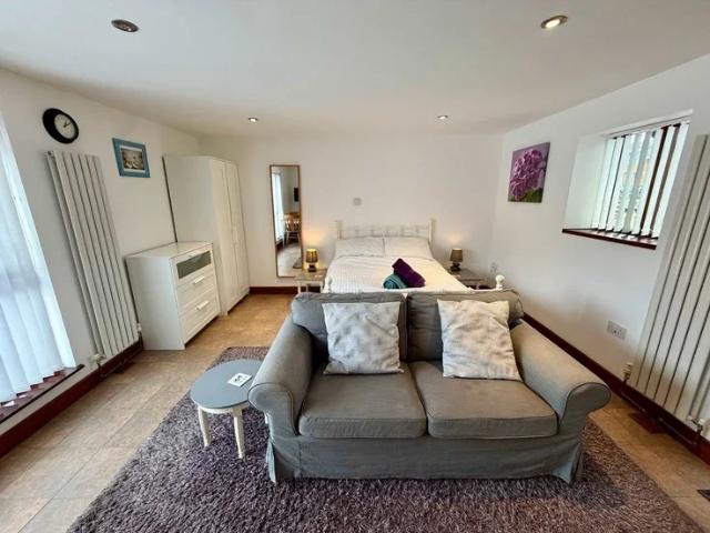 Apartment at High Street, Vale of White Horse