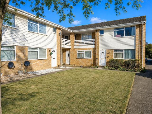 Apartment at Highclere Court, Woking