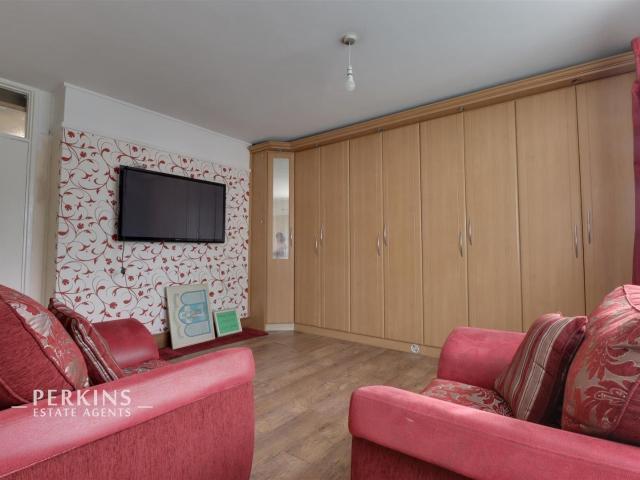 Apartment at Hillary Road, Greater London