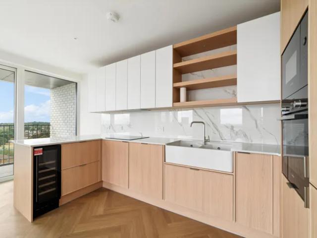 Apartment at Hyde Estate Road, Greater London