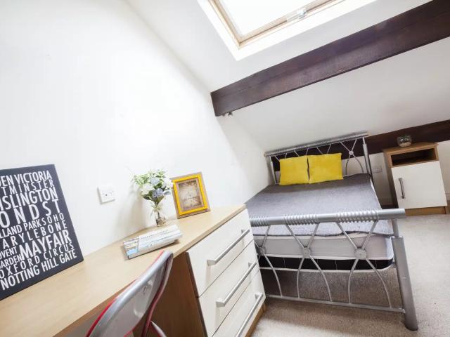 Apartment at Industrial Street, Kirklees