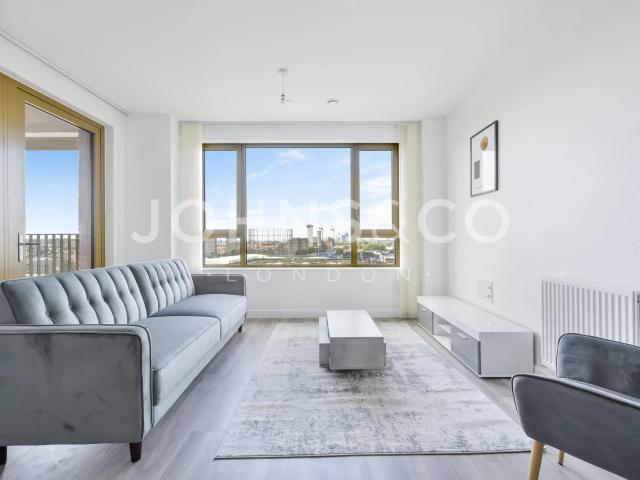 Apartment at Ilderton Road, Greater London