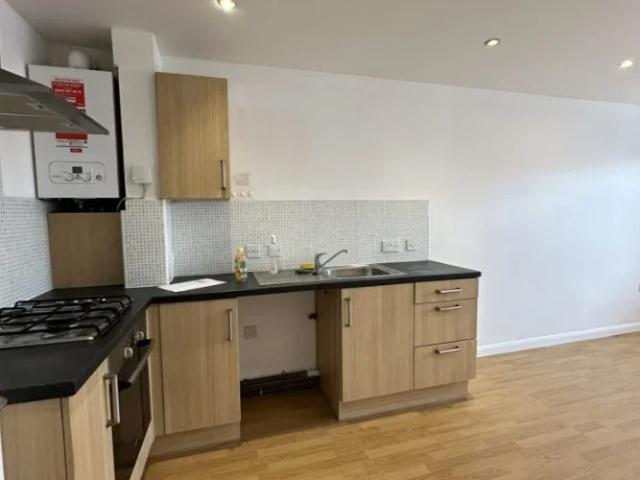 Apartment at Irvon Hill Road, Wickford