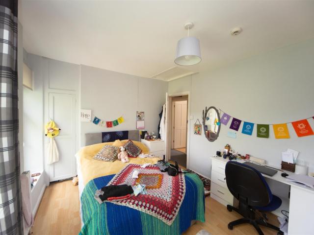 Apartment at John Place, Pontypridd