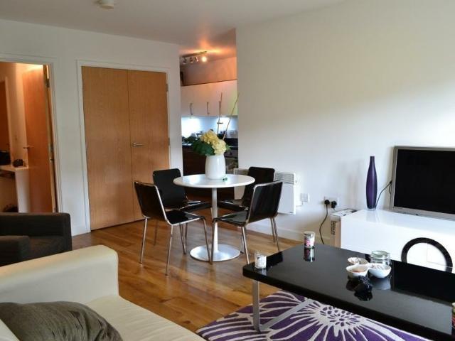 apartment at Jefferson House, West Drayton