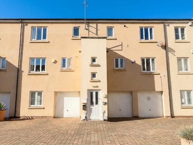 Apartment at Jekyll Close, Bristol