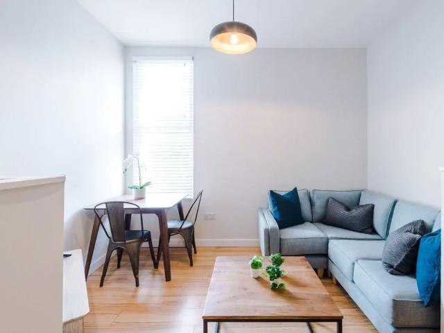 Apartment at Jesmond Road, Newcastle upon Tyne