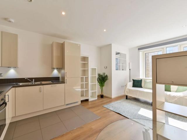 Apartment at Juniper Drive, Greater London