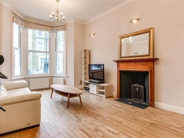 Apartment at Ongar Road, Greater London