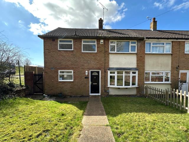 Apartment at Oak Tree Road, Ashford