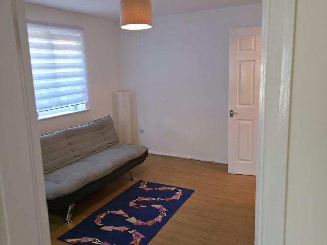 Apartment at Oakhill Road, Greater London