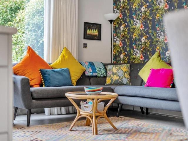 Apartment at Oaks Lane, Mole Valley