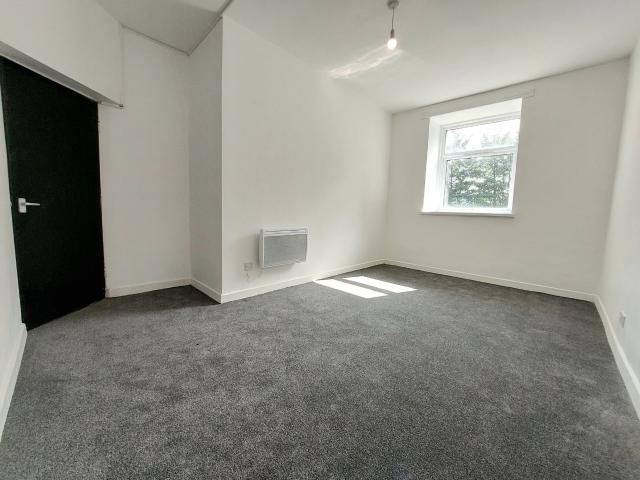 Apartment at Office Street, Porth