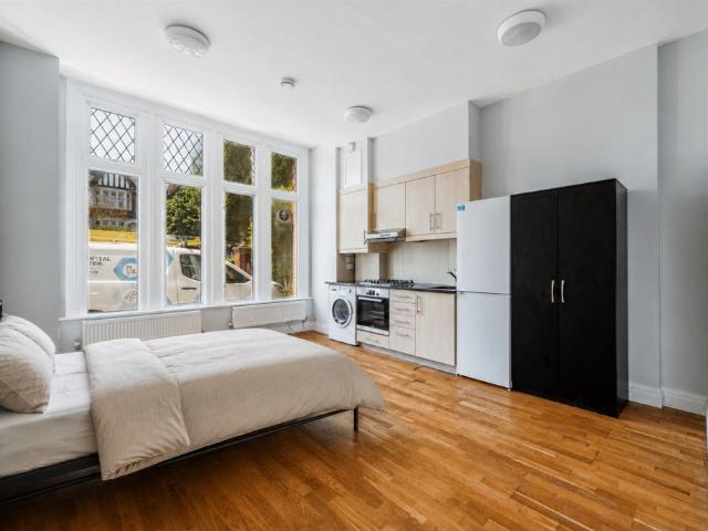 Apartment at Old Oak Road, Greater London