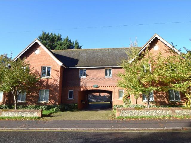 Apartment at Old Odiham Road, East Hampshire