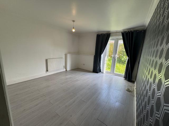 Apartment at Old Barn Close, Totton and Eling