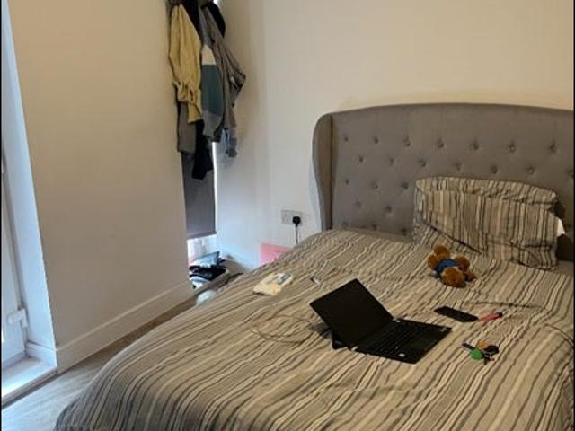 Apartment at Oldchurch Road, Greater London