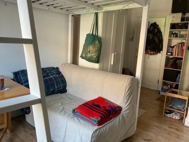 Apartment at Ormeley Road, Greater London