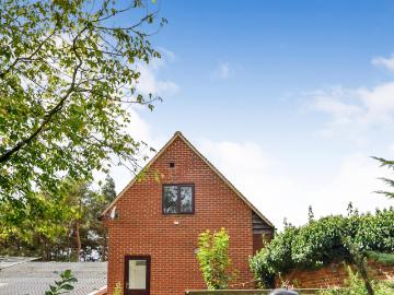 Apartment at Oving Road, Whitchurch