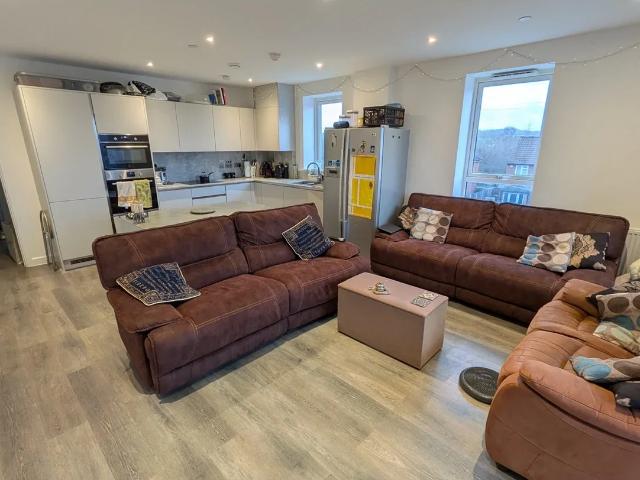 Apartment at Oxhey Drive, Three Rivers