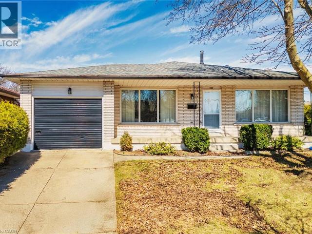apartment at L9C5Z9, Hamilton, Canada