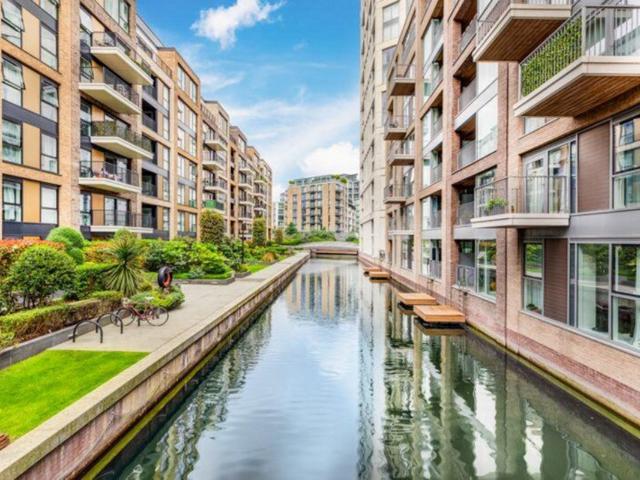 Apartment at Lots Road, London